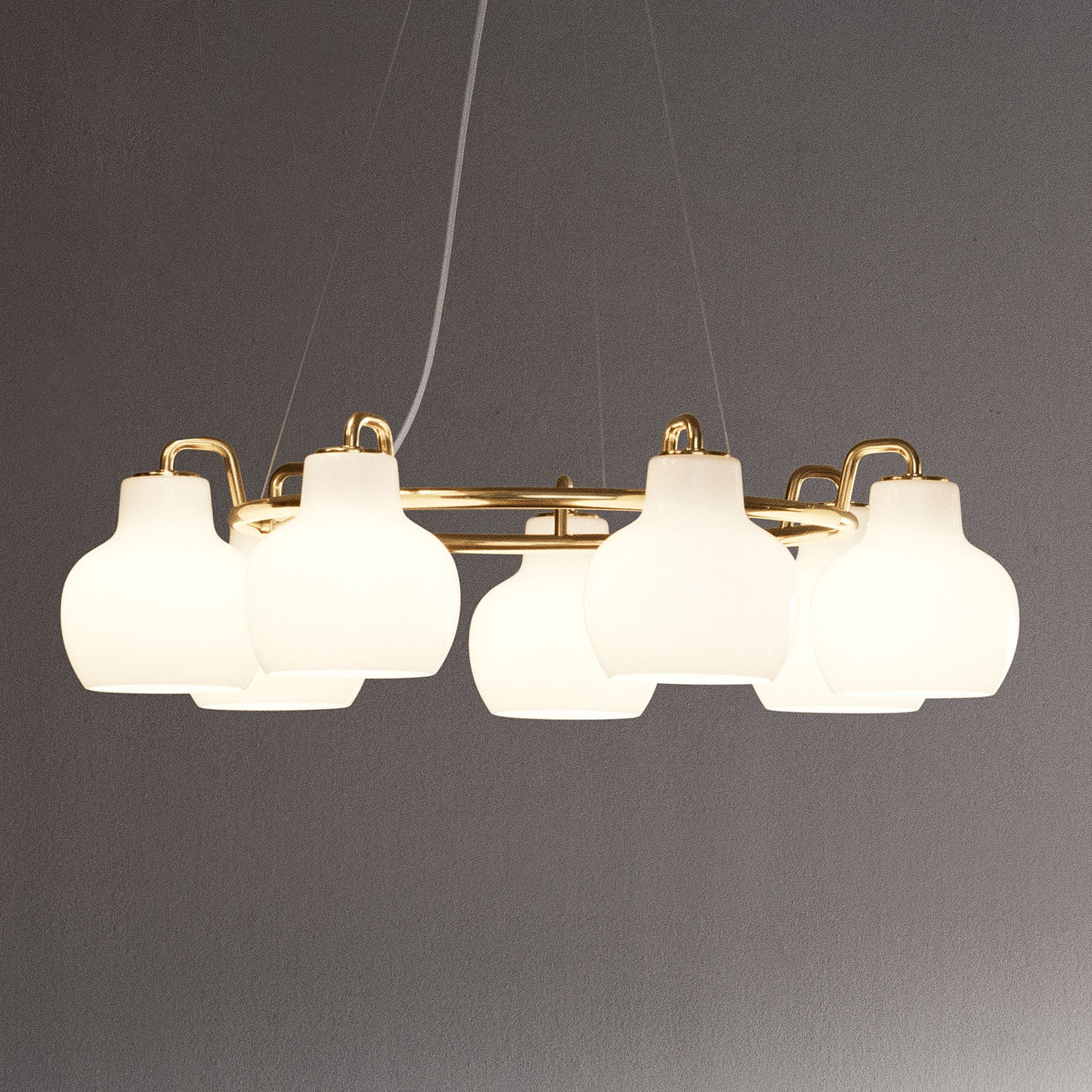 Louis Poulsen VL Ring Crown hanging light 7-bulb, for Living / Dining Room, brass, glass, E27, 40 W, energy efficiency: A+, H: 23.3 cm
