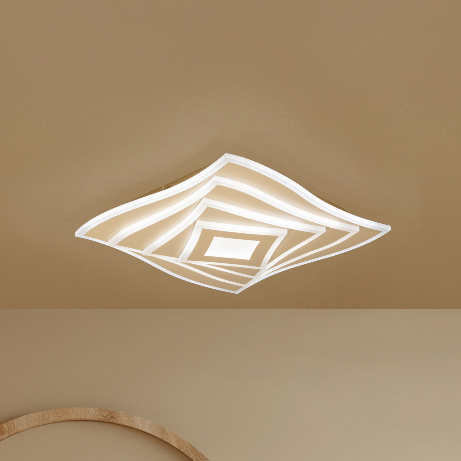 HERO LED ceiling lamp, sand, 40x40 cm, remote control, dimmable CCT