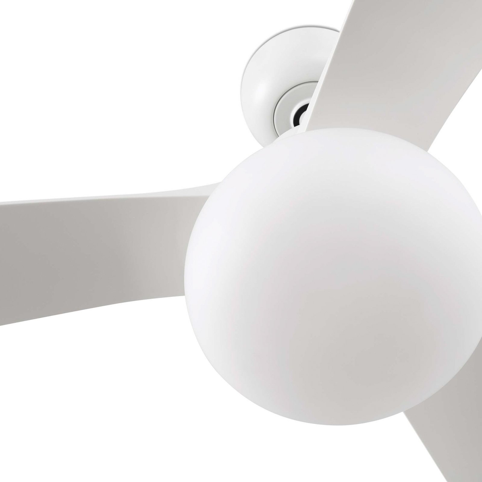 Mennyezeti ventilátor világítással Outwood, fehér, DC, csendes, Ø150cm
