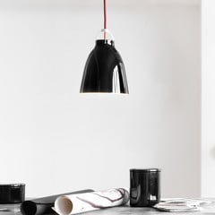 FRITZ HANSEN Caravaggio P1 negro brillante