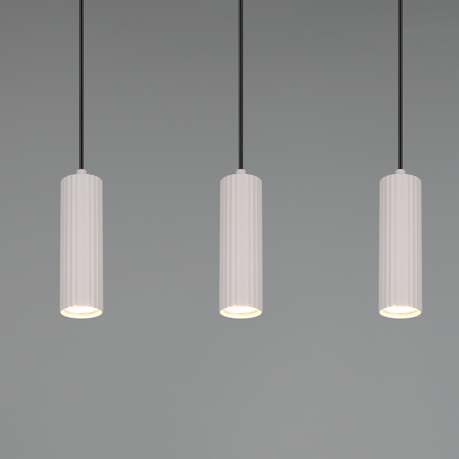 Hanglamp Soka, lichtgrijs, lengte 85 cm, metaal, 5-lamps. Hanglamp Soka, lichtgrijs, lengte 85 cm, metaal, 5-lamps.