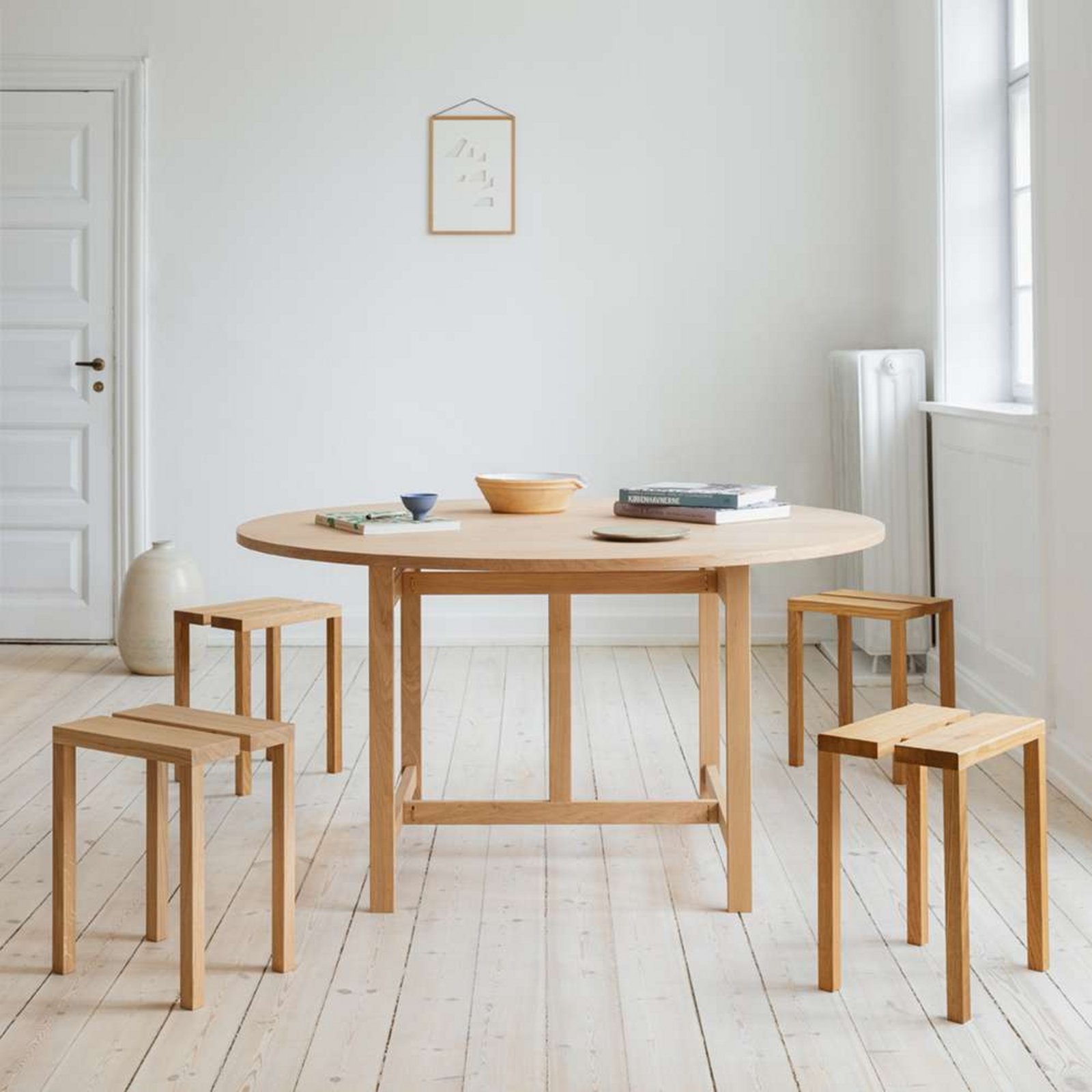 Peg Stool Oak - Moebe