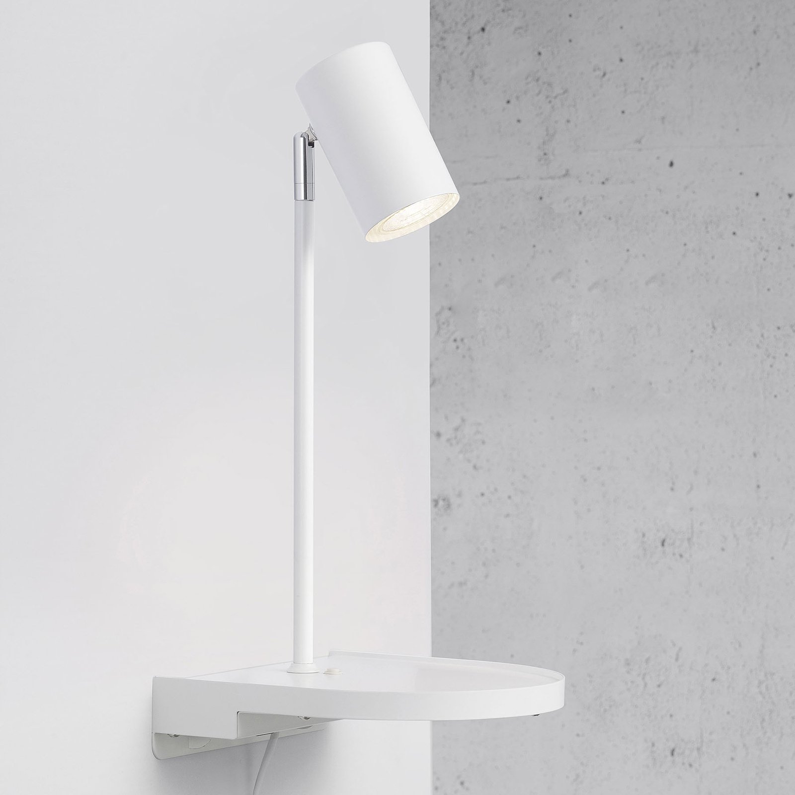Cody Wandlamp w/USB-A Port for Charging White - Nordlux