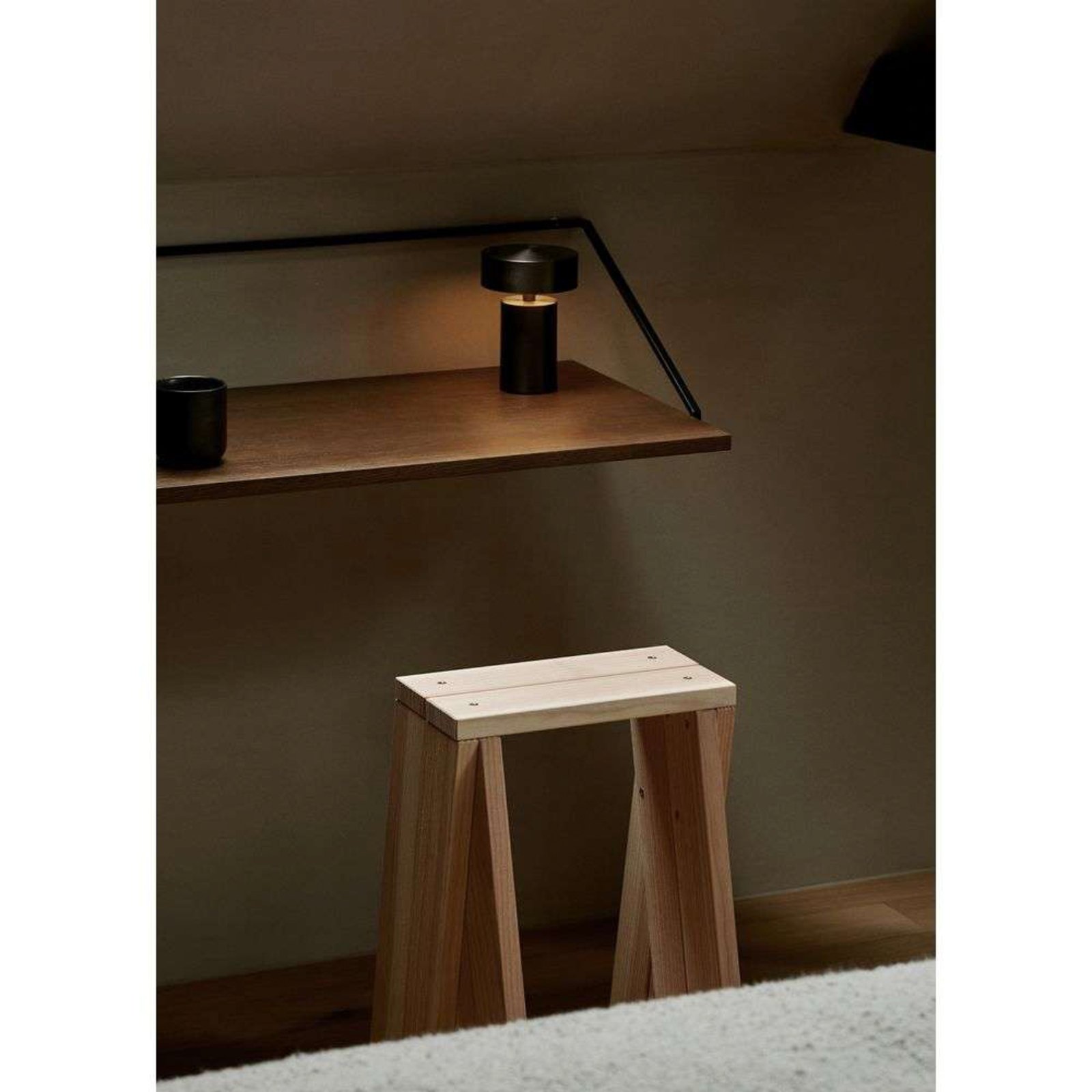 Column Portable Table Lamp Aluminium - Audo Copenhagen