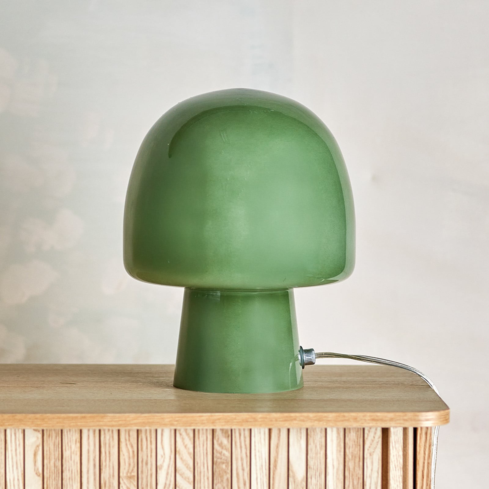 Paddy bordlampe, grøn, glas, højde 26,5 cm Bloomingville - Stue - Ungdommelig - Med én lyskilde billede