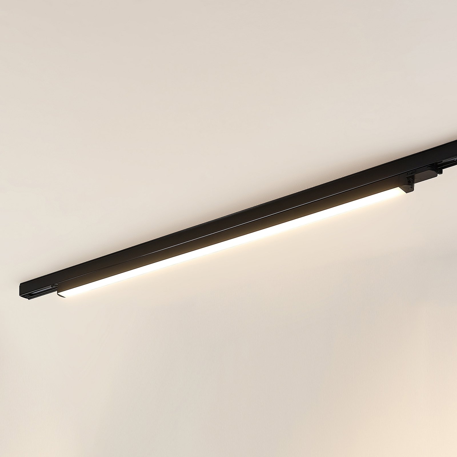 Arcchio Harlow LED-Leuchte schwarz 109cm 3000K