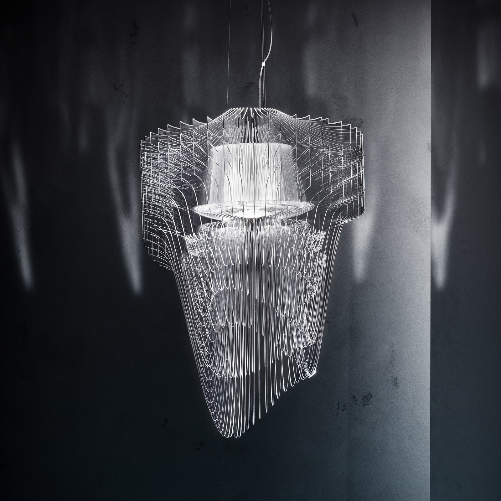Candeeiro suspenso Slamp Aria M, transparente, Ø 60 cm