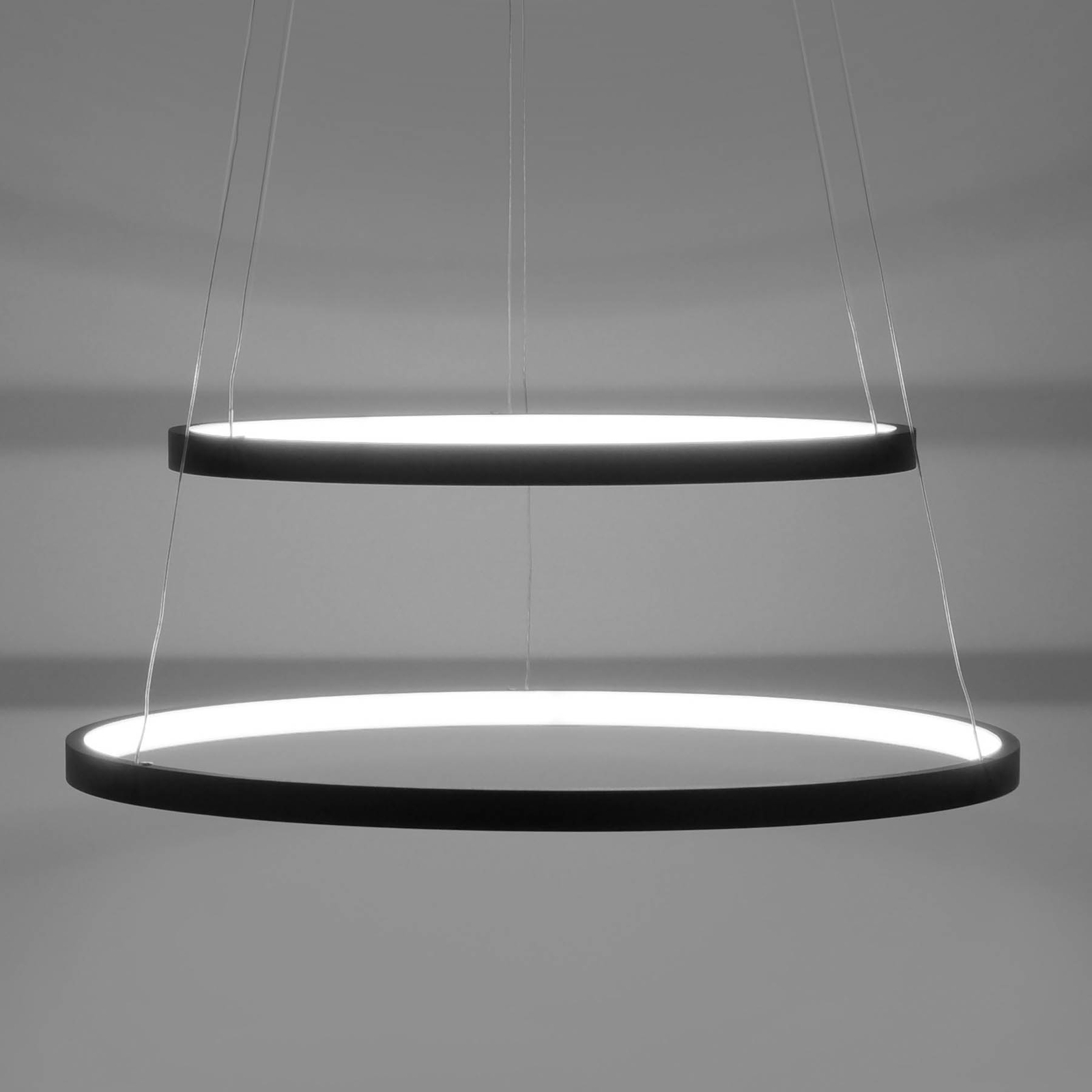 Závěsné svítidlo Circle LED, antracitová barva, dvousvětelné provedení