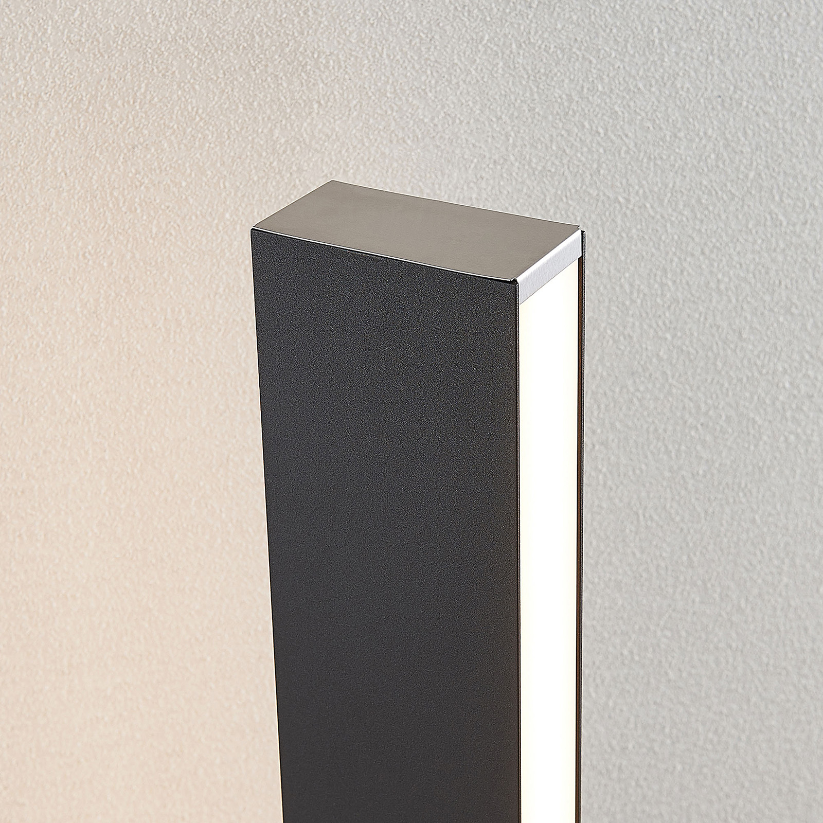 Lucande Aegisa bolardo luminoso LED, 110 cm