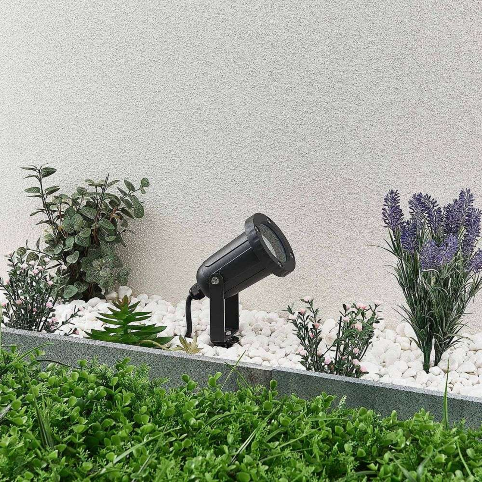 Donnacha Outdoor Spot w/Spike Dark Grey - Lindby