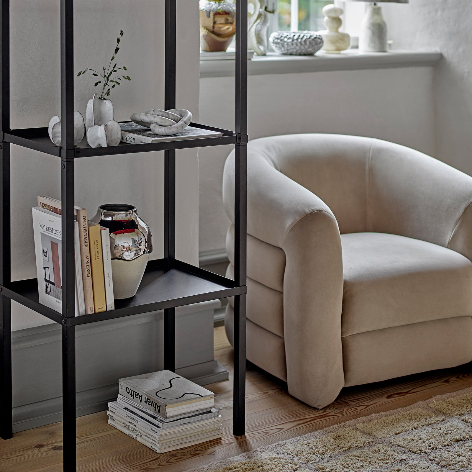 Bibliothèque Loup, noire, 90 cm, métal - Bloomingville