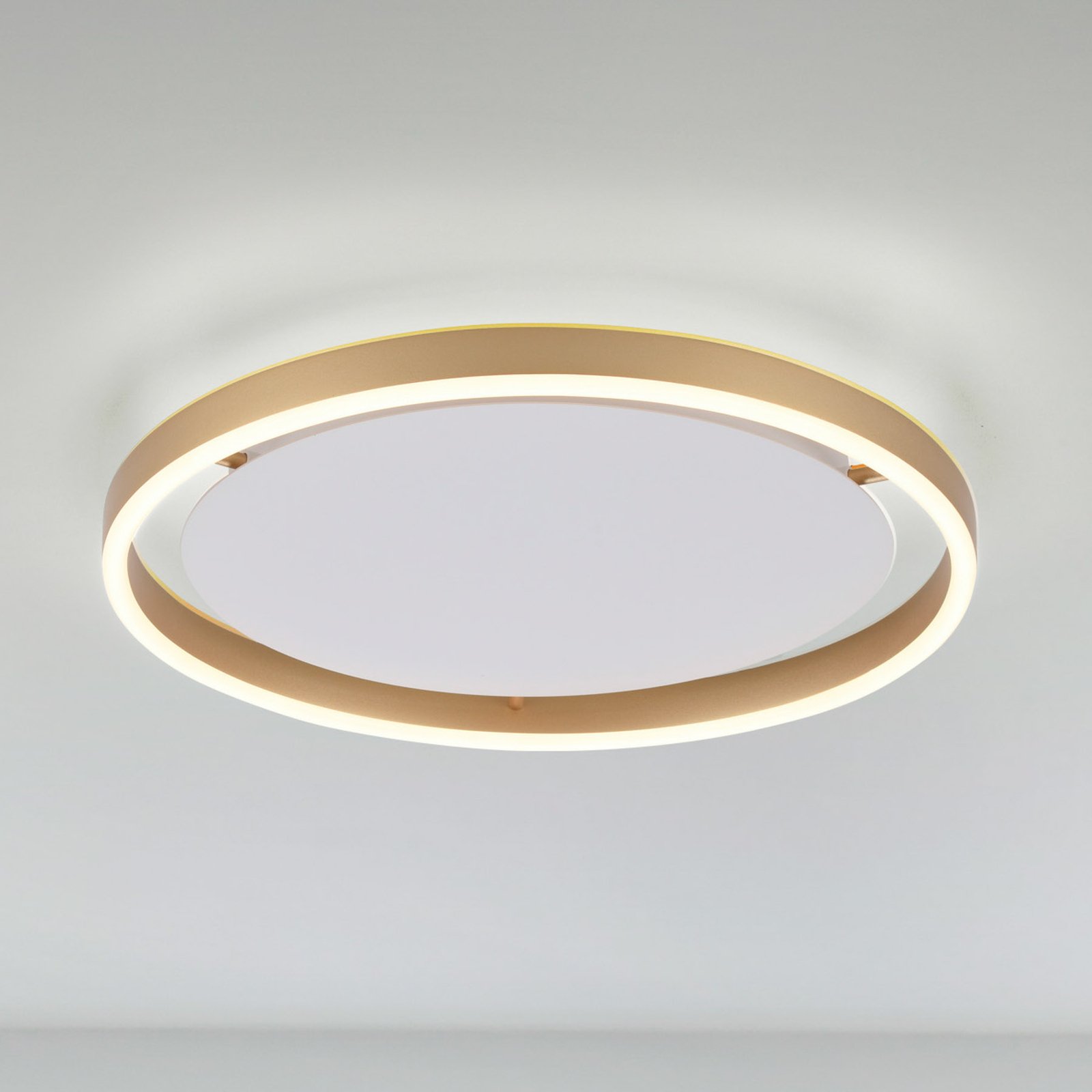 LED ceiling light Ritus, Ø 39.3cm matt brass