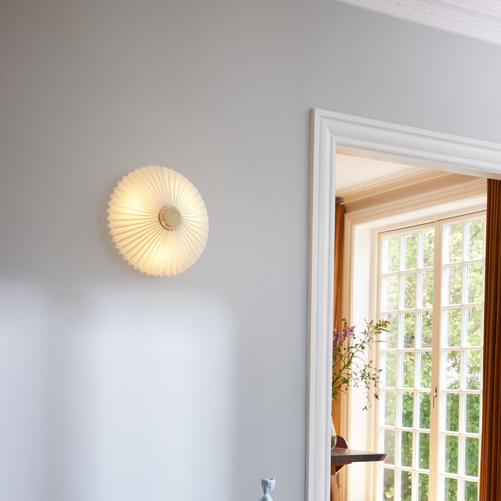 Paris ceiling light, white, Ø 50 cm, fabric, G9 - Halo Design Paris ceiling light, white, Ø 50 cm, fabric, G9 - Halo Design