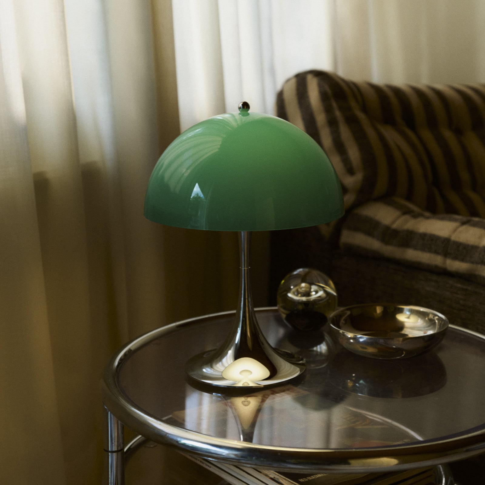 Panthella 250 Portable Original, opalgrøn Louis Poulsen - Terrasse - Design - Plastik - Rund