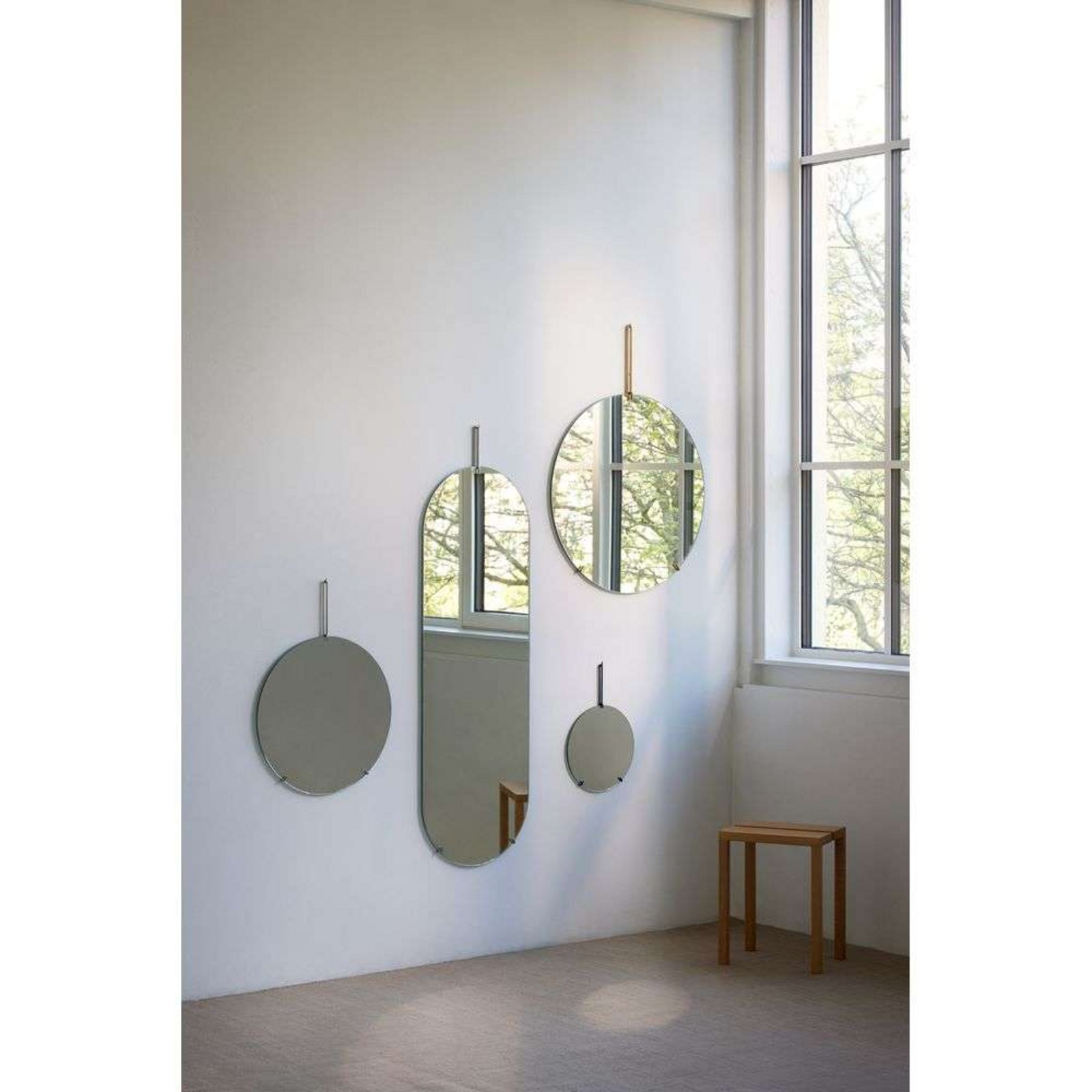 Wall Mirror Ø30 Black - Moebe