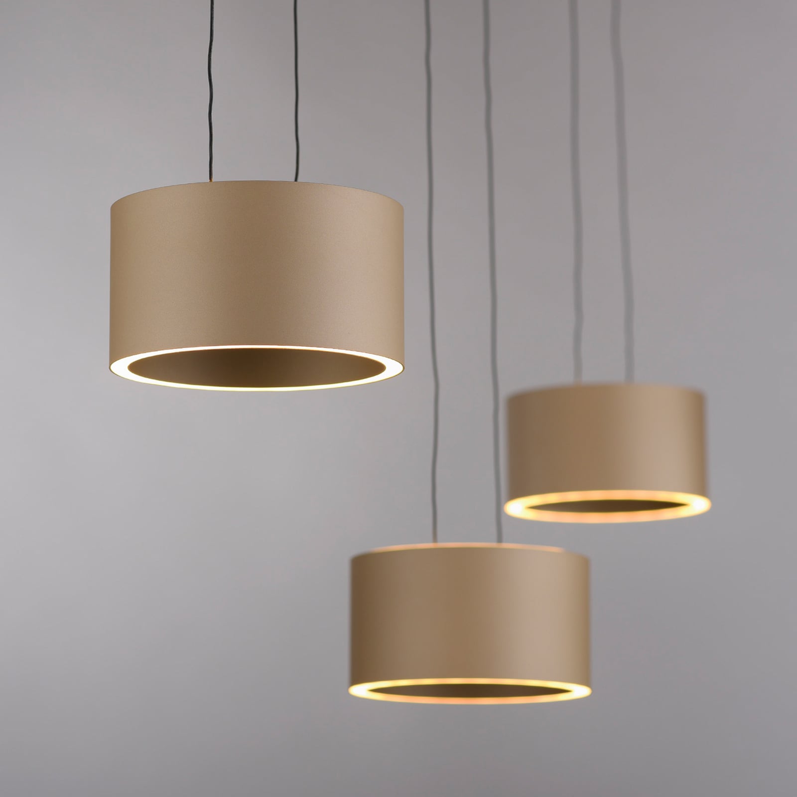 Clipse LED-Hängelampe bronze, Länge 110cm, CCT, 6-flg - PURE Clipse LED-Hängelampe bronze, Länge 110cm, CCT, 6-flg - PURE