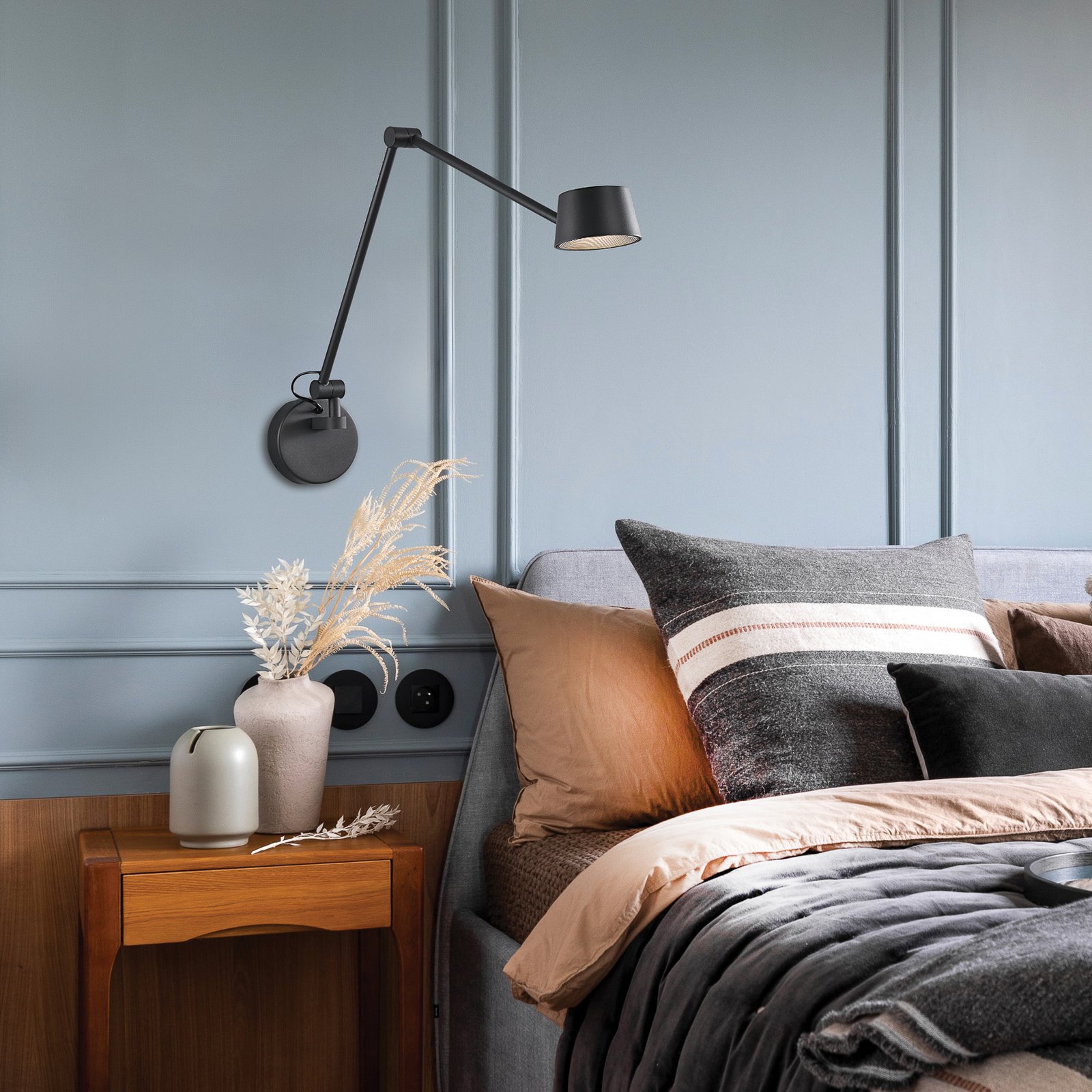 Applique murale LED Savina, noir, portée 92 cm, métal Applique murale LED Savina, noir, portée 92 cm, métal