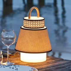 MARKET SET Singapour lámpara terraza LED USB honey