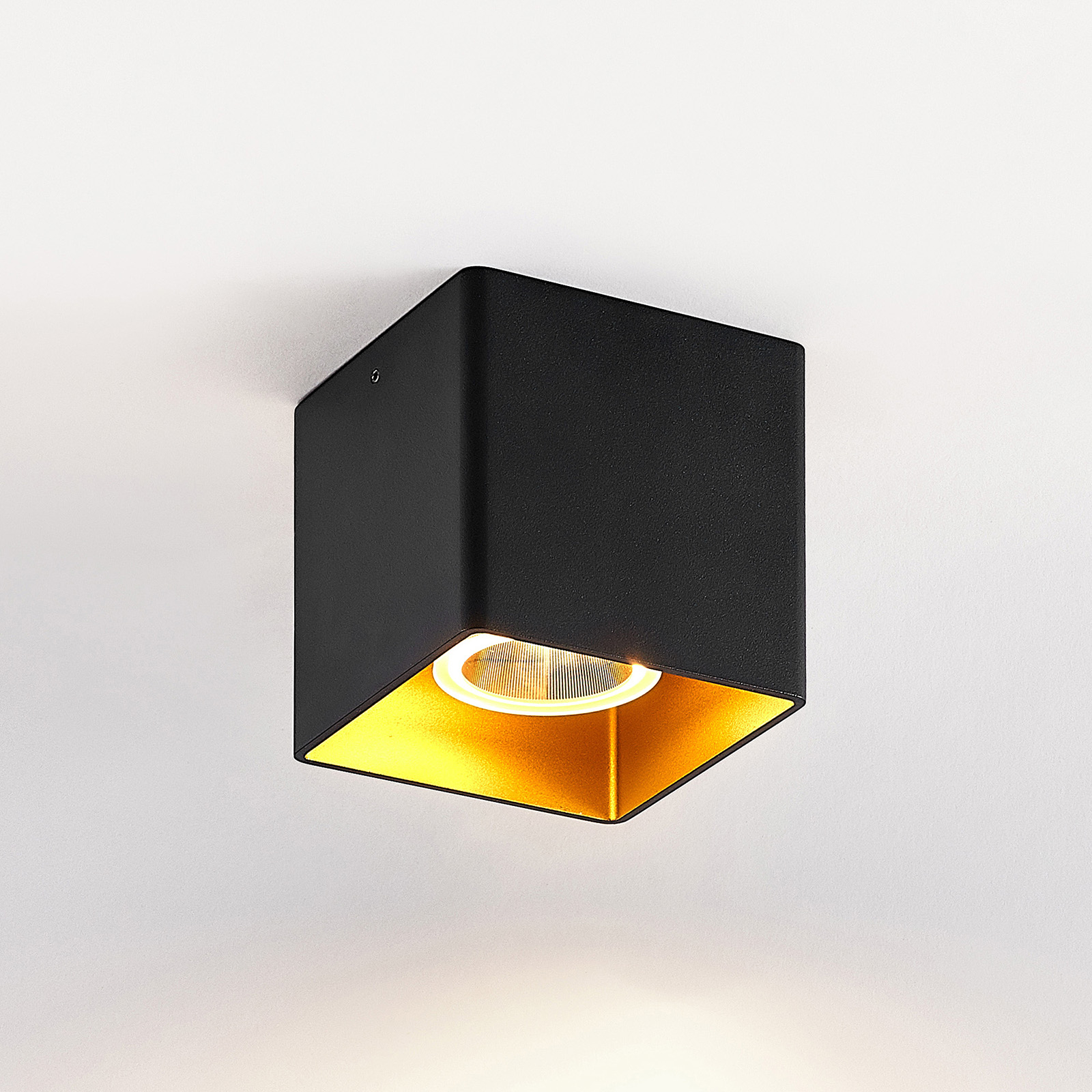 Arcchio Zaki LED-taklampe, kantet, svart