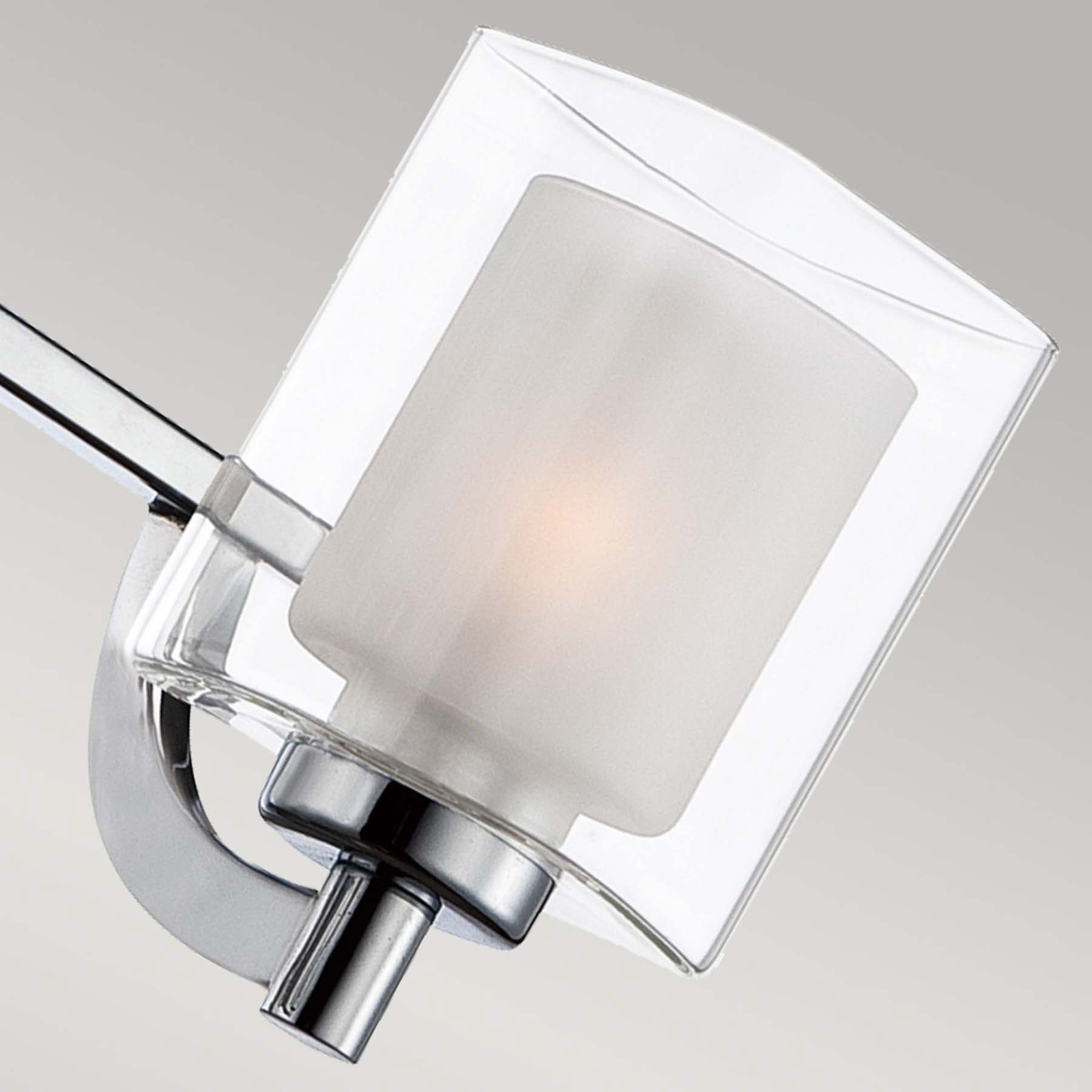 Nástěnné svítidlo Kolt IP44 s dvojitým skleněným stínidlem, třílampový