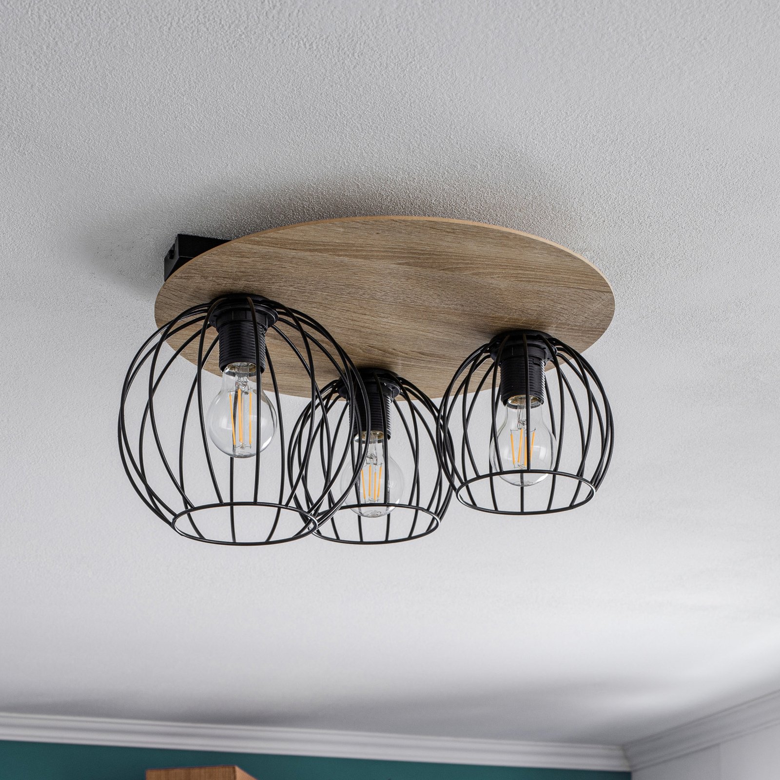 Malin ceiling light, wooden panel round, 3-bulb