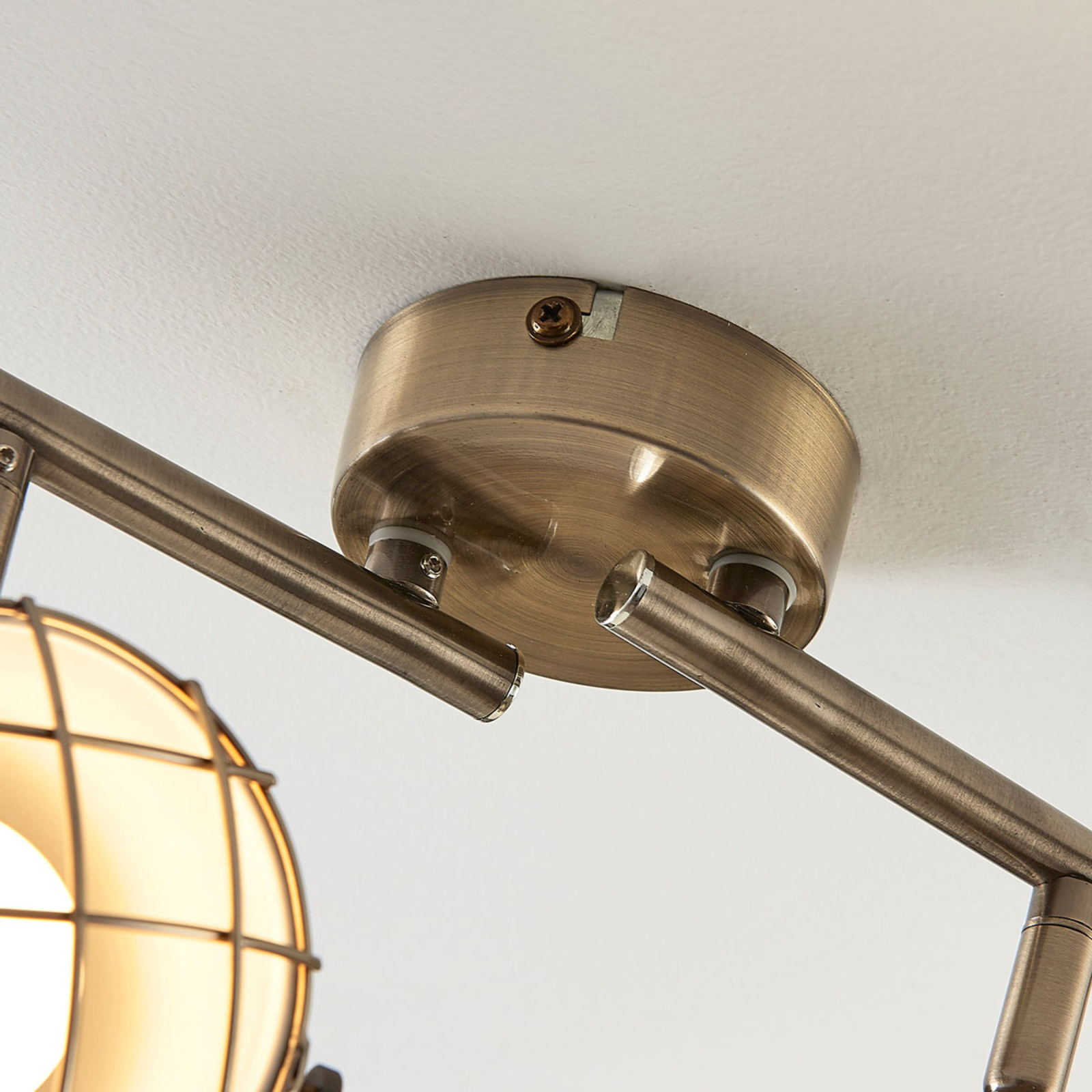 Taklampe Ebbi, 4 lyskilder