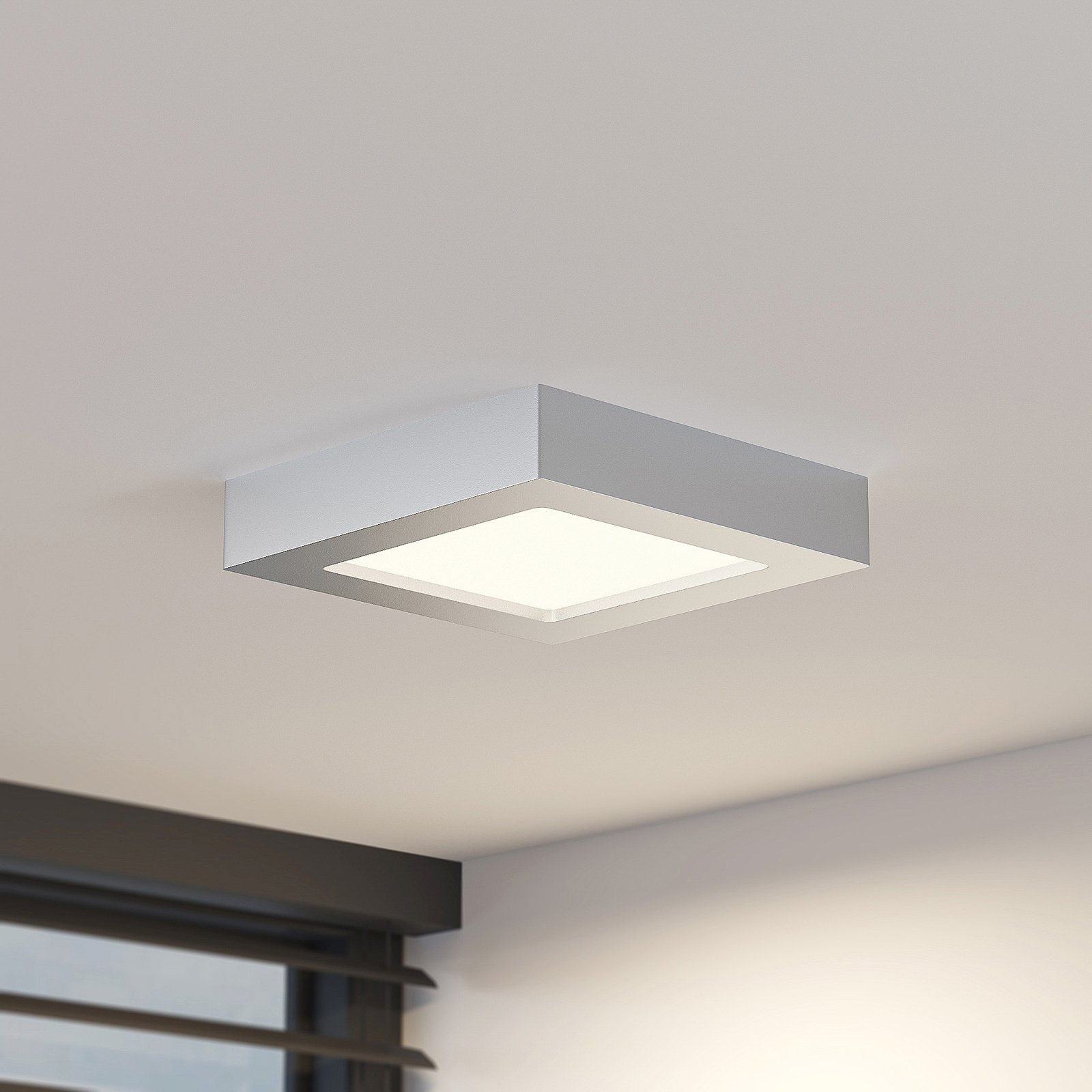 Prios Alette LED ceiling light, IP44 CCT silver