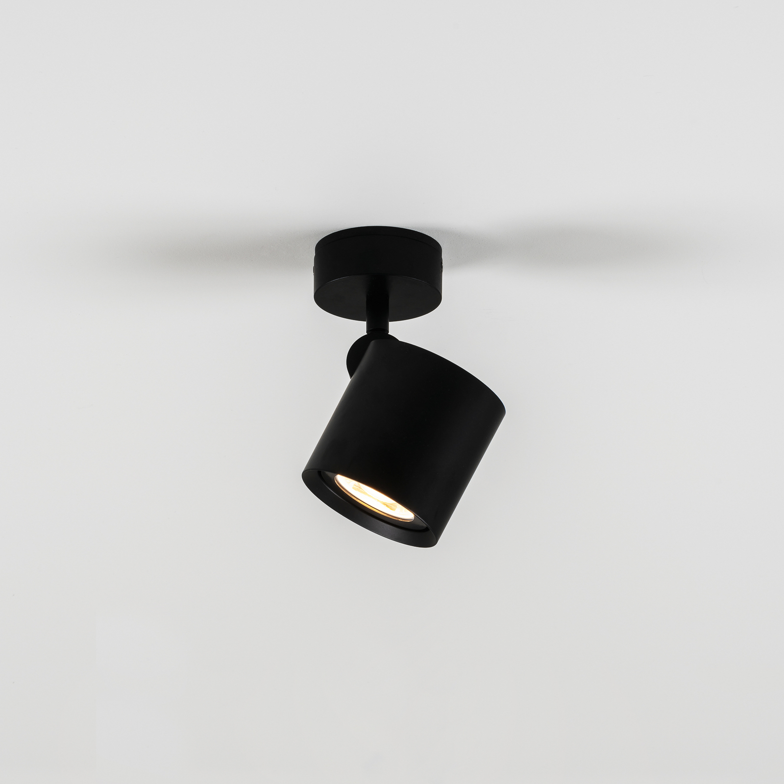 Milan Kronn taklampe 1 lys høyde 16,6 cm svart