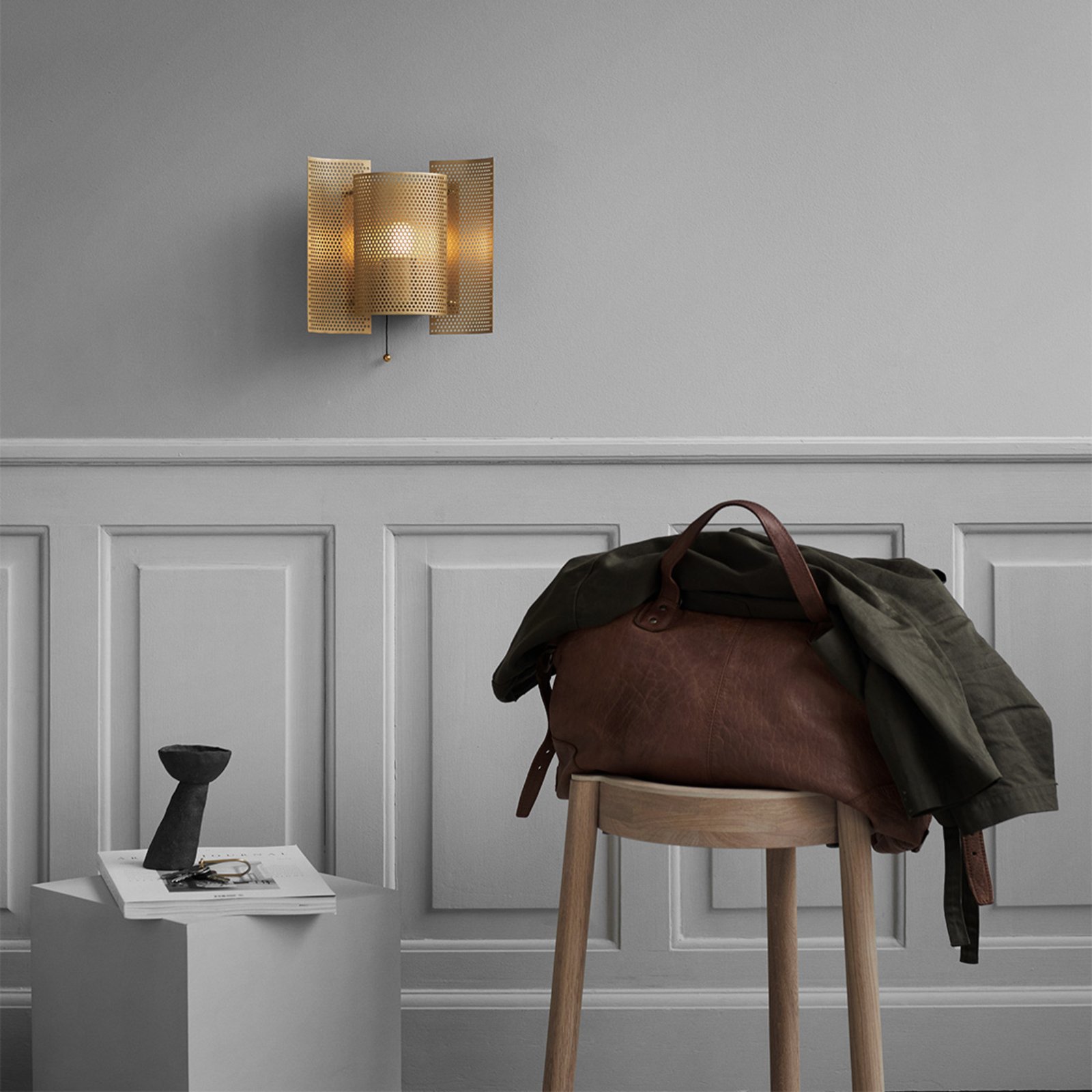 Butterfly Perforated Wandleuchte Brass - Northern