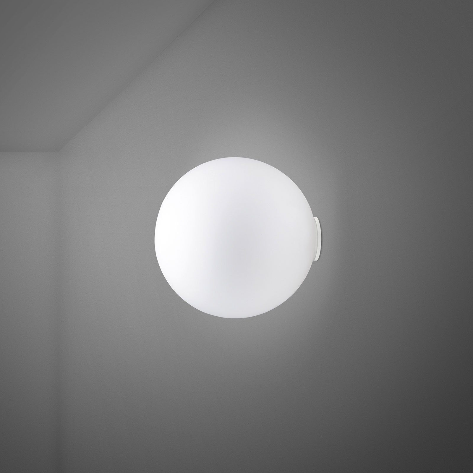 Fabbian Lumi Sfera Glas wall light, Grivory®