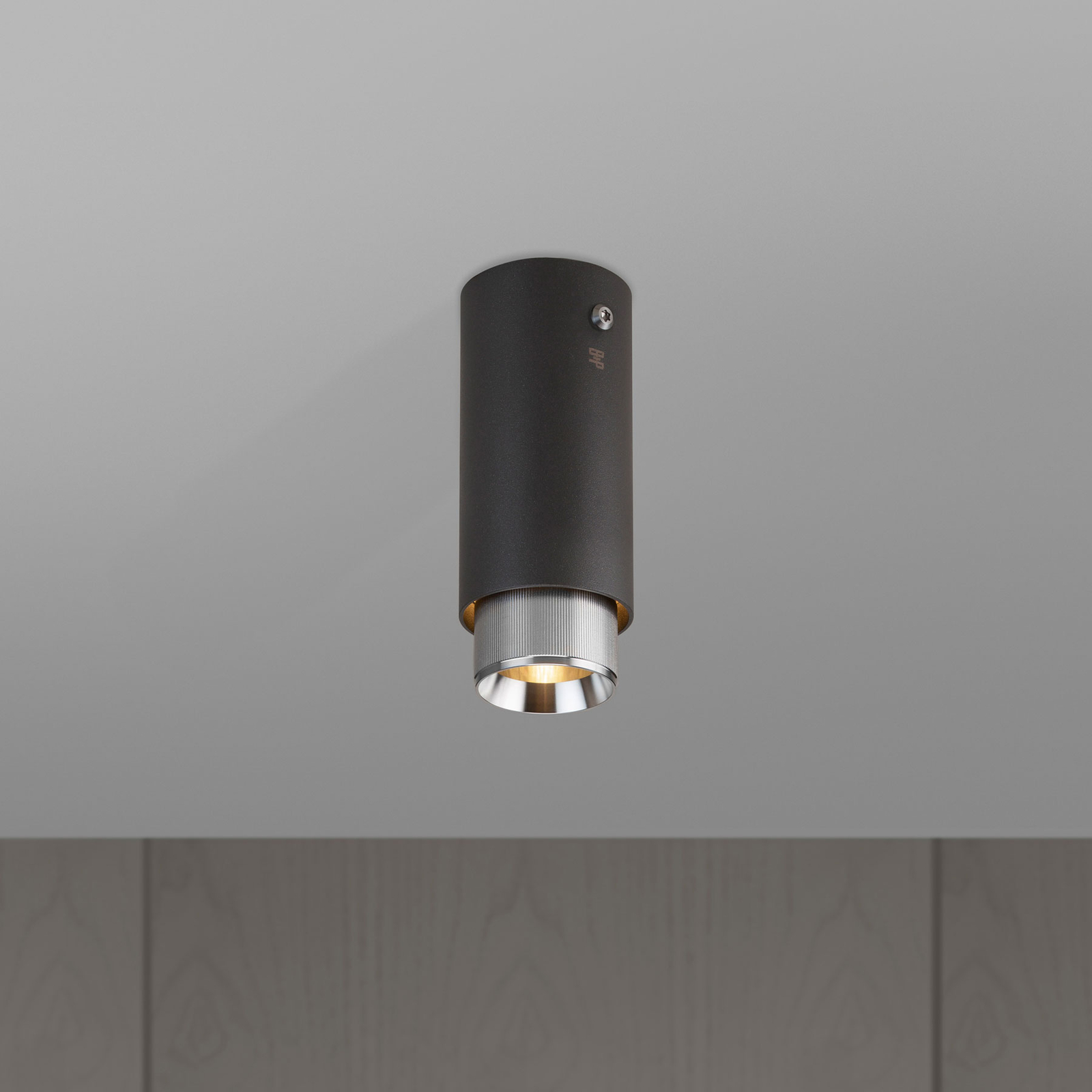 Buster + Punch Exhaust Surface fix Deckenstrahler