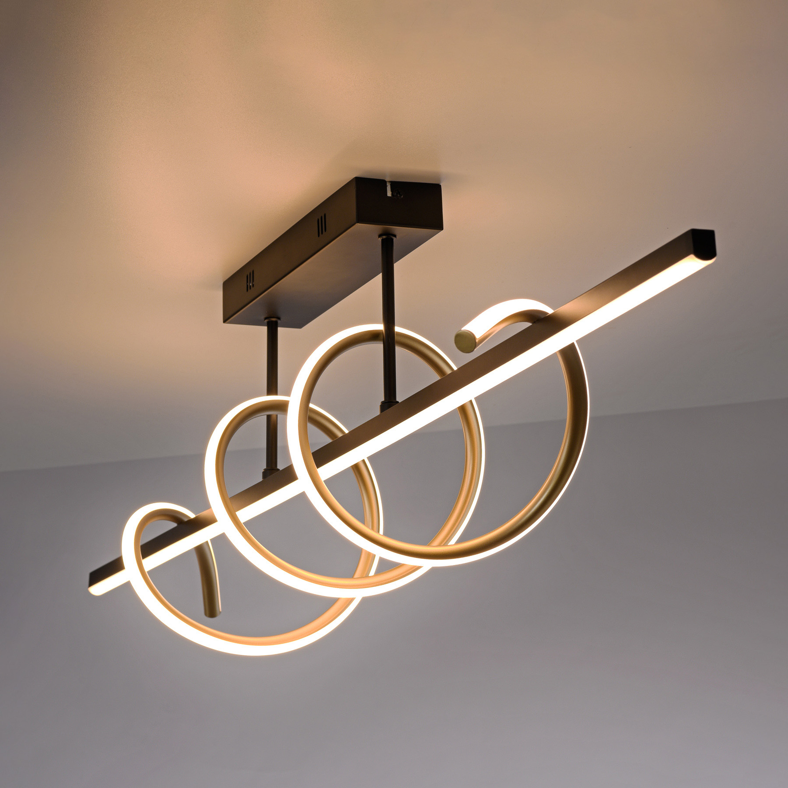 JUST LIGHT. Emanda LED ceiling light, iron, black-brass