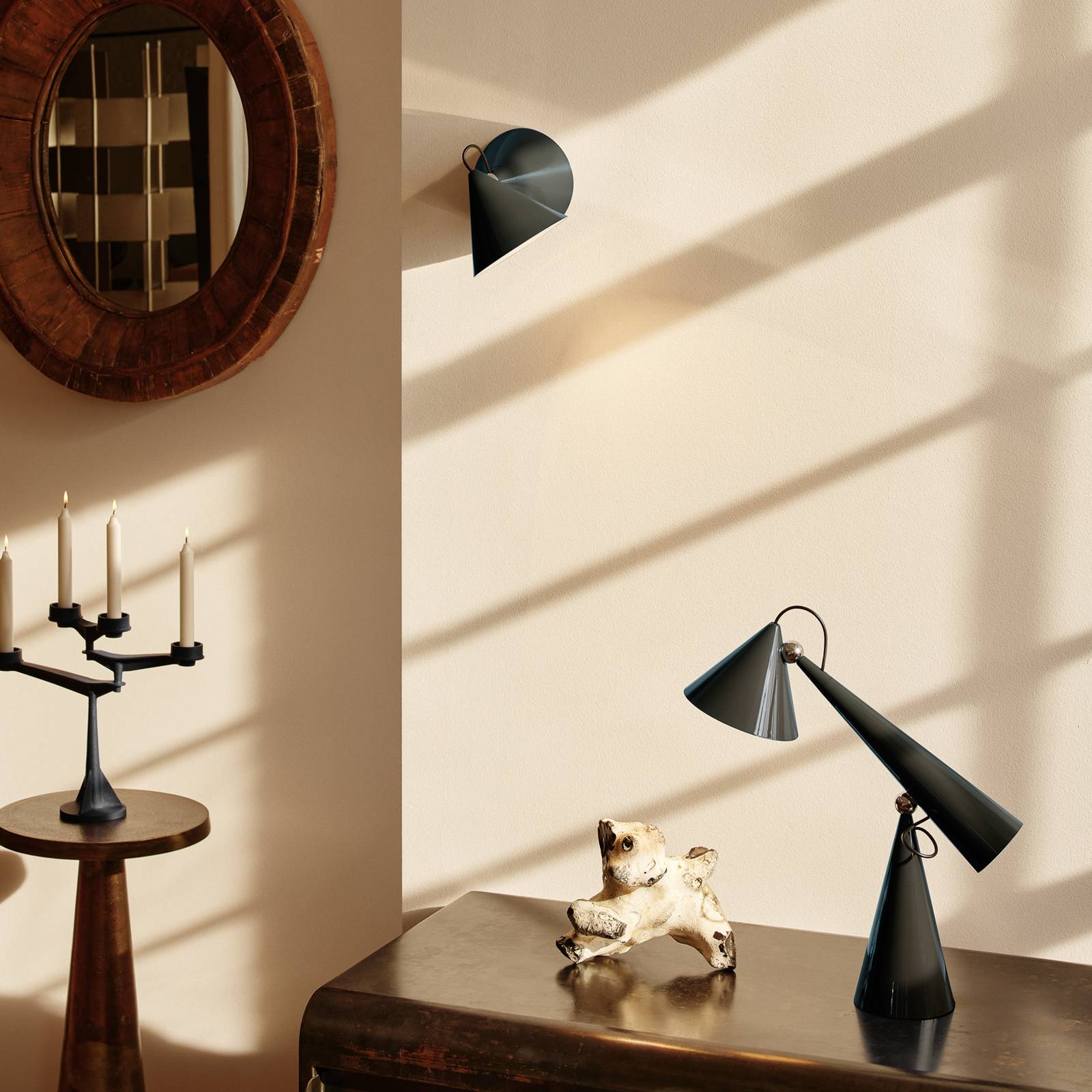 Levně Tom Dixon Tom Dixon LED nástěnné světlo Pose, zelené, 21 cm, plast