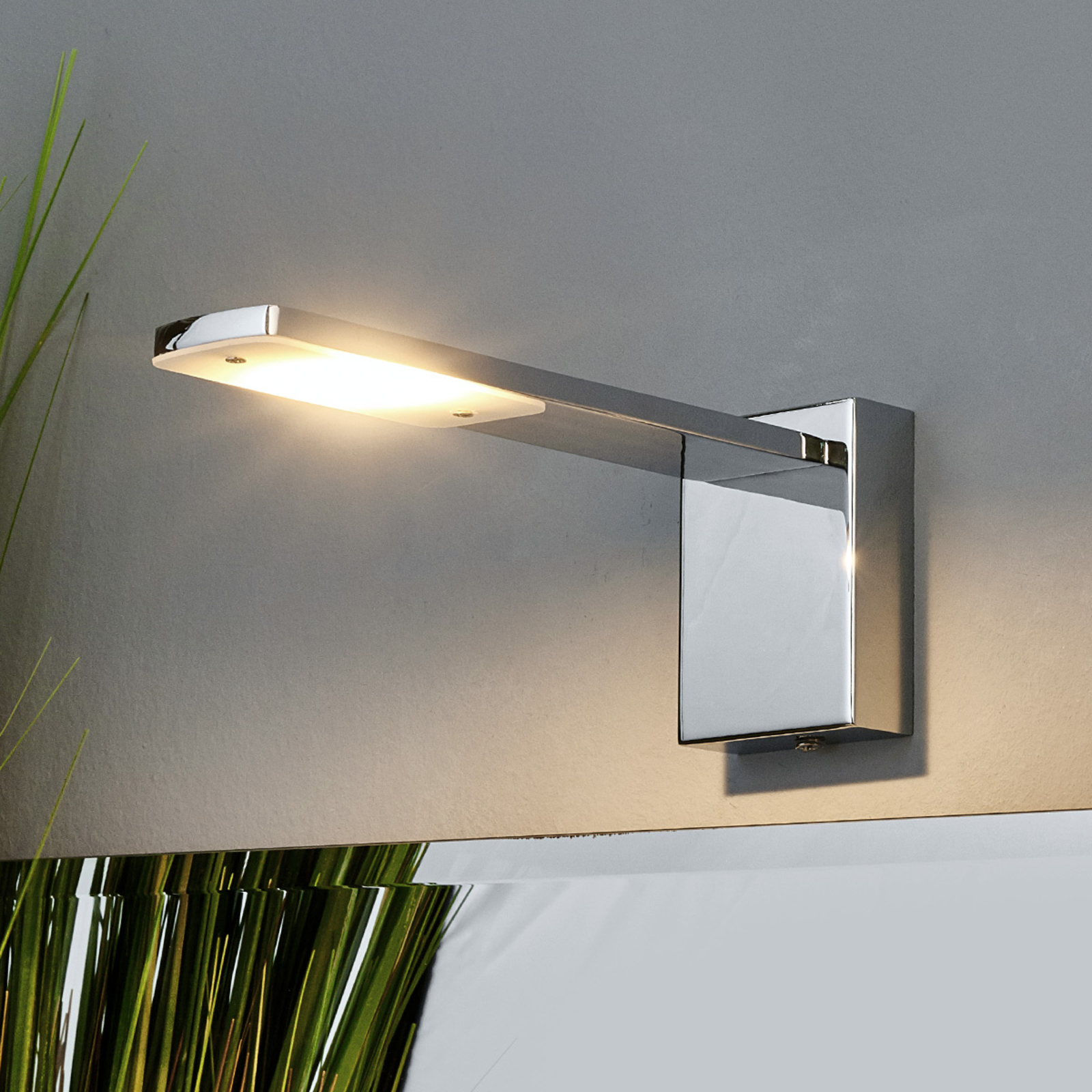Lindby Tizian LED Mirror Light Exclusive, for Bathroom, Metal, acrylic, 3 W, energy efficiency: A+, W: 6.5 cm, H: 8.8 cm
