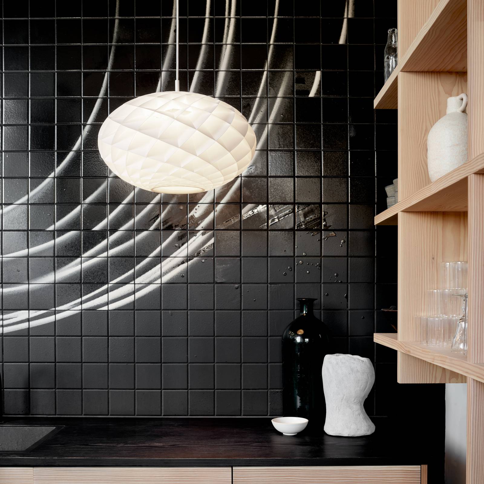 Louis Poulsen Patera Oval LED biała Ø 50cm 3 000 K