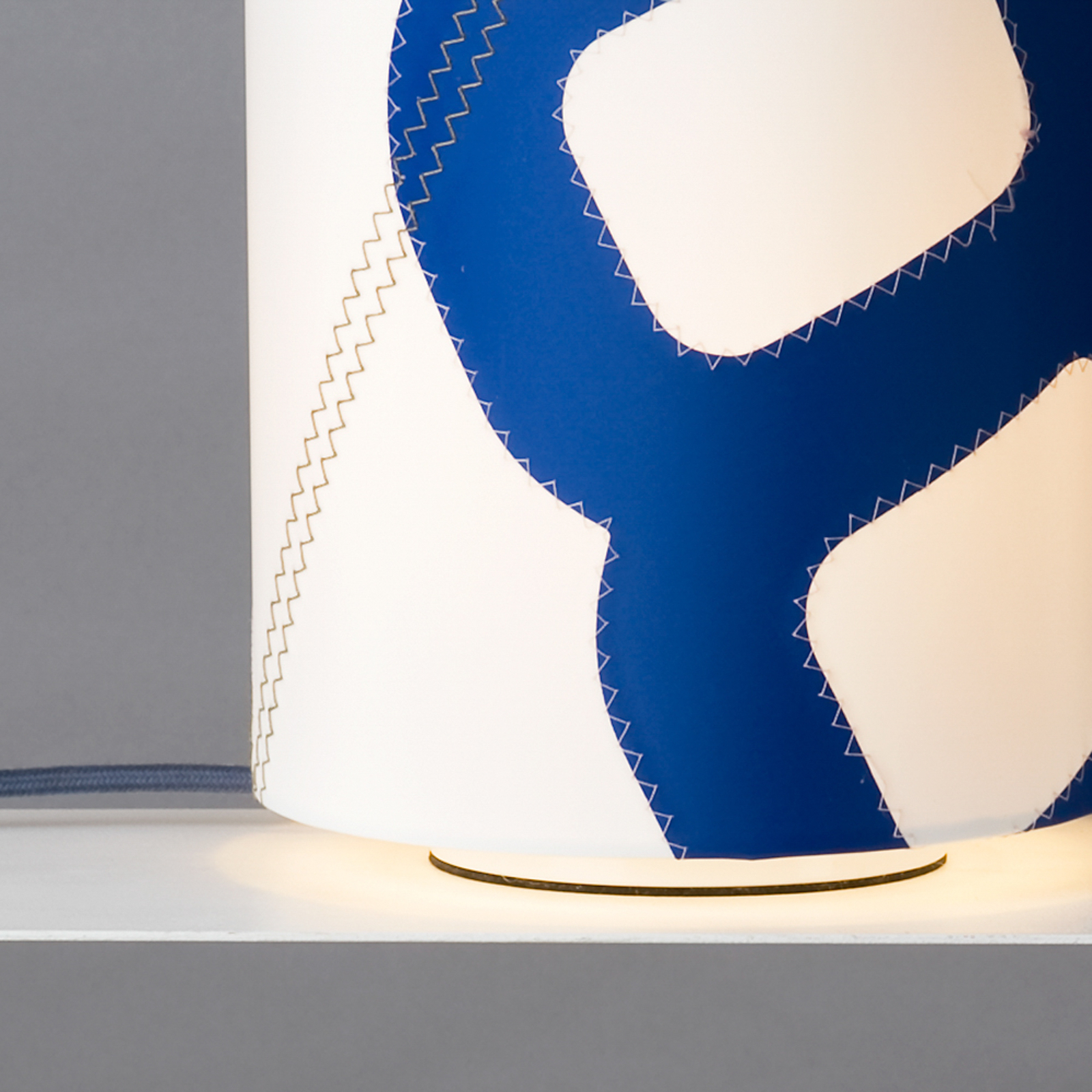 Heimathafen table lamp sailcloth white/blue