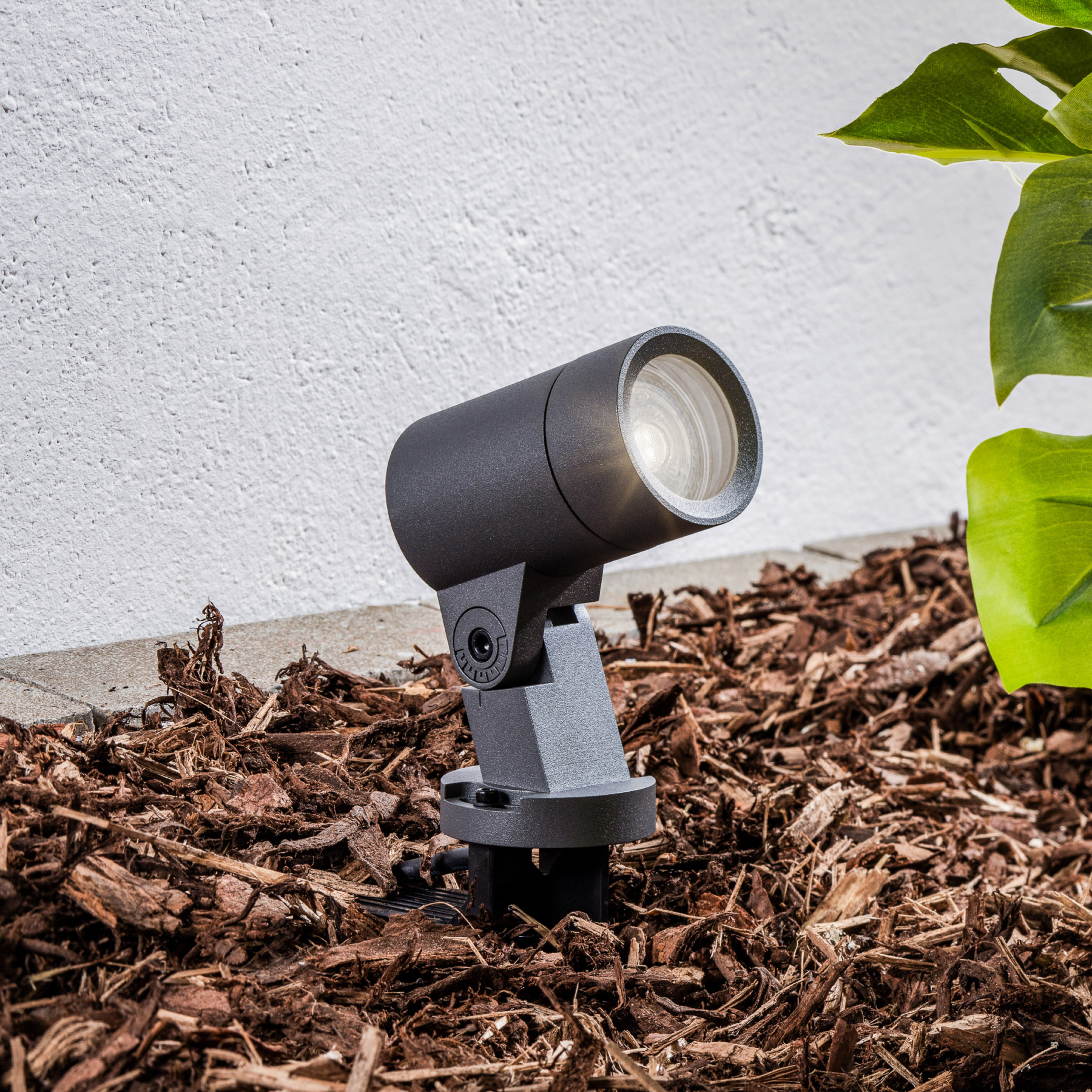 Arcchio Hemmani foco con pica, altura 35 cm, antracita, aluminio