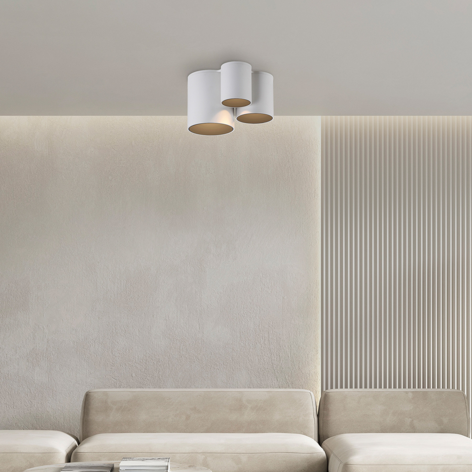 PURE LED лампа за баня Point, бяла, дължина 18 cm, 3-крилна.