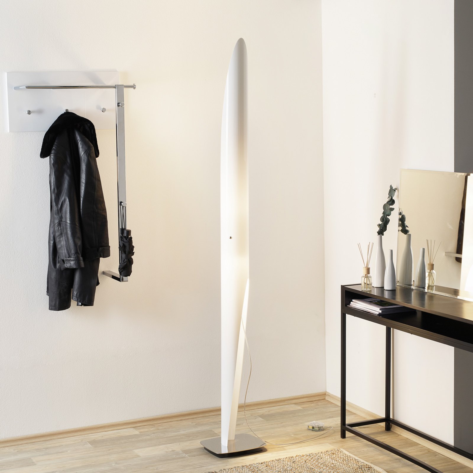 Shakti 200 Floor Lamp White/Polished - KDLN