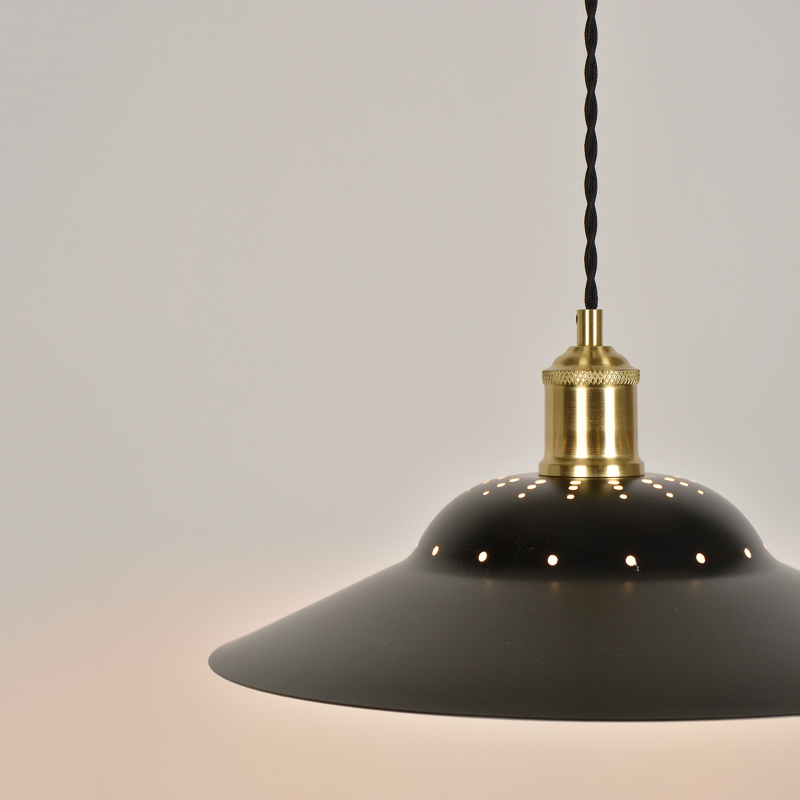 Louise viseća svjetiljka, mat crna, Ø 38 cm - Corep SAS Louise viseća svjetiljka, mat crna, Ø 38 cm - Corep SAS