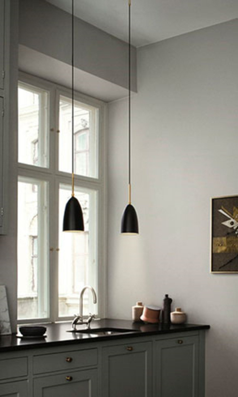 Gräshoppa Taklampa Jet-Black - GUBI