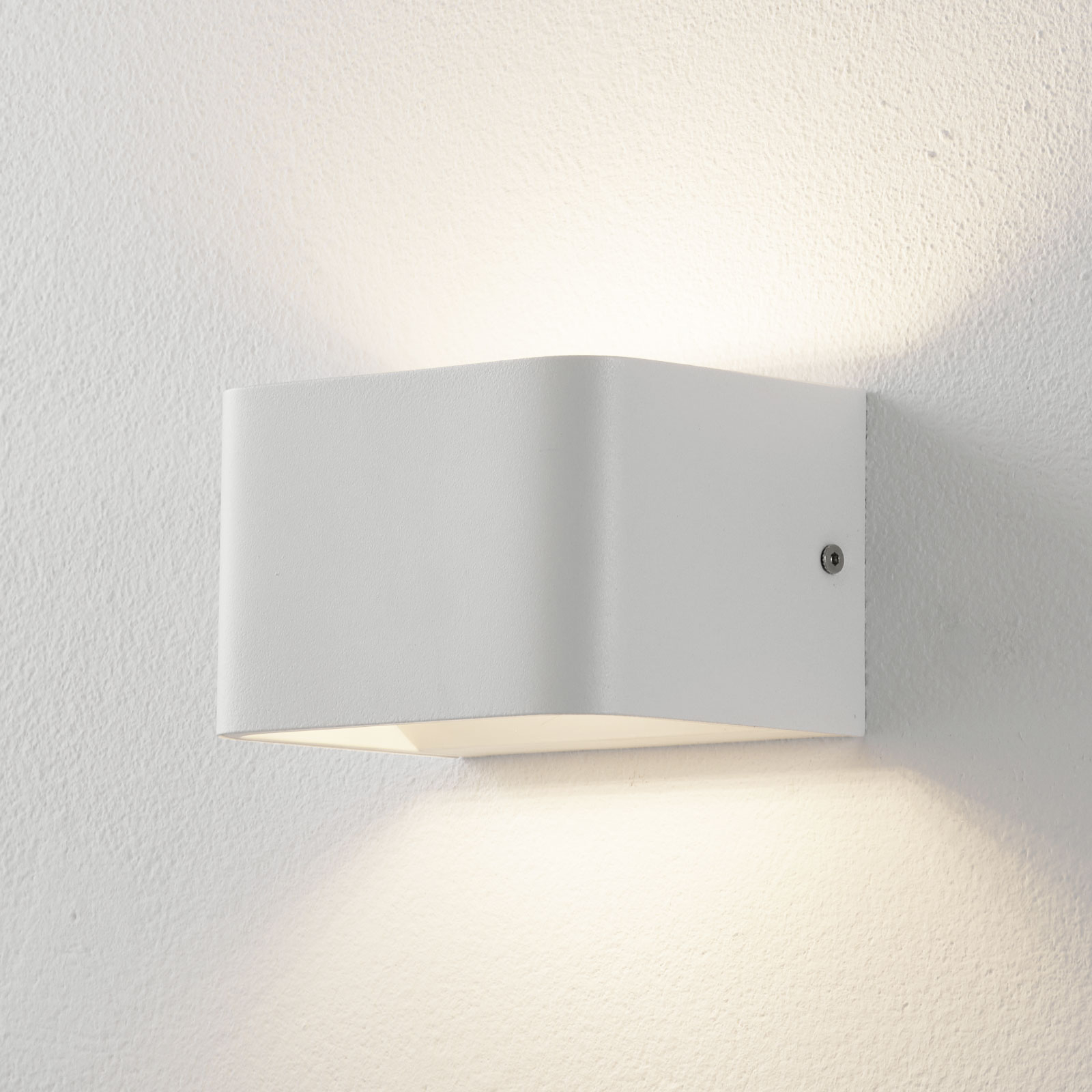 Lucande Sessa LED wall light 13 cm white, for Living / Dining Room, aluminium, 5.2 W, energy efficiency: A++, W: 13 cm, H: 9 cm