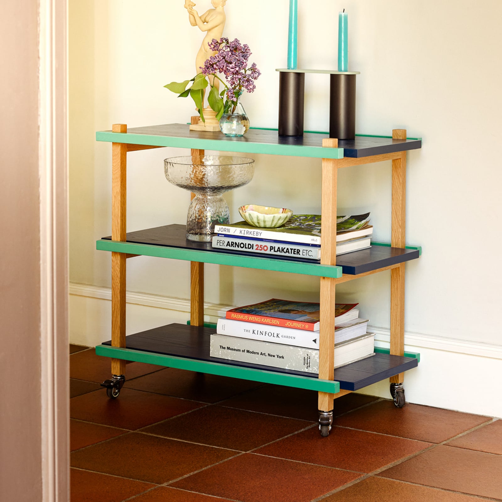 Carrello da portata Crayon colorato, altezza 70 cm - Hübsch