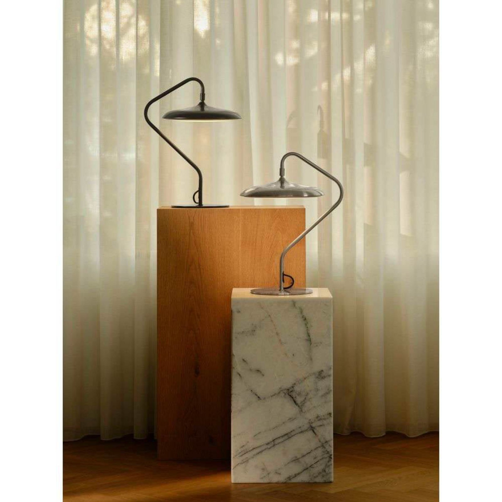 LED επιτραπέζια λάμπα Artist, μαύρη, ύψος 41 cm, μέταλλο