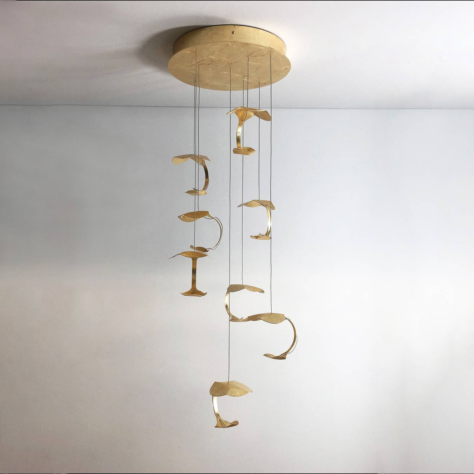 Knikerboker Le Gigine suspension 8 lampes dorée