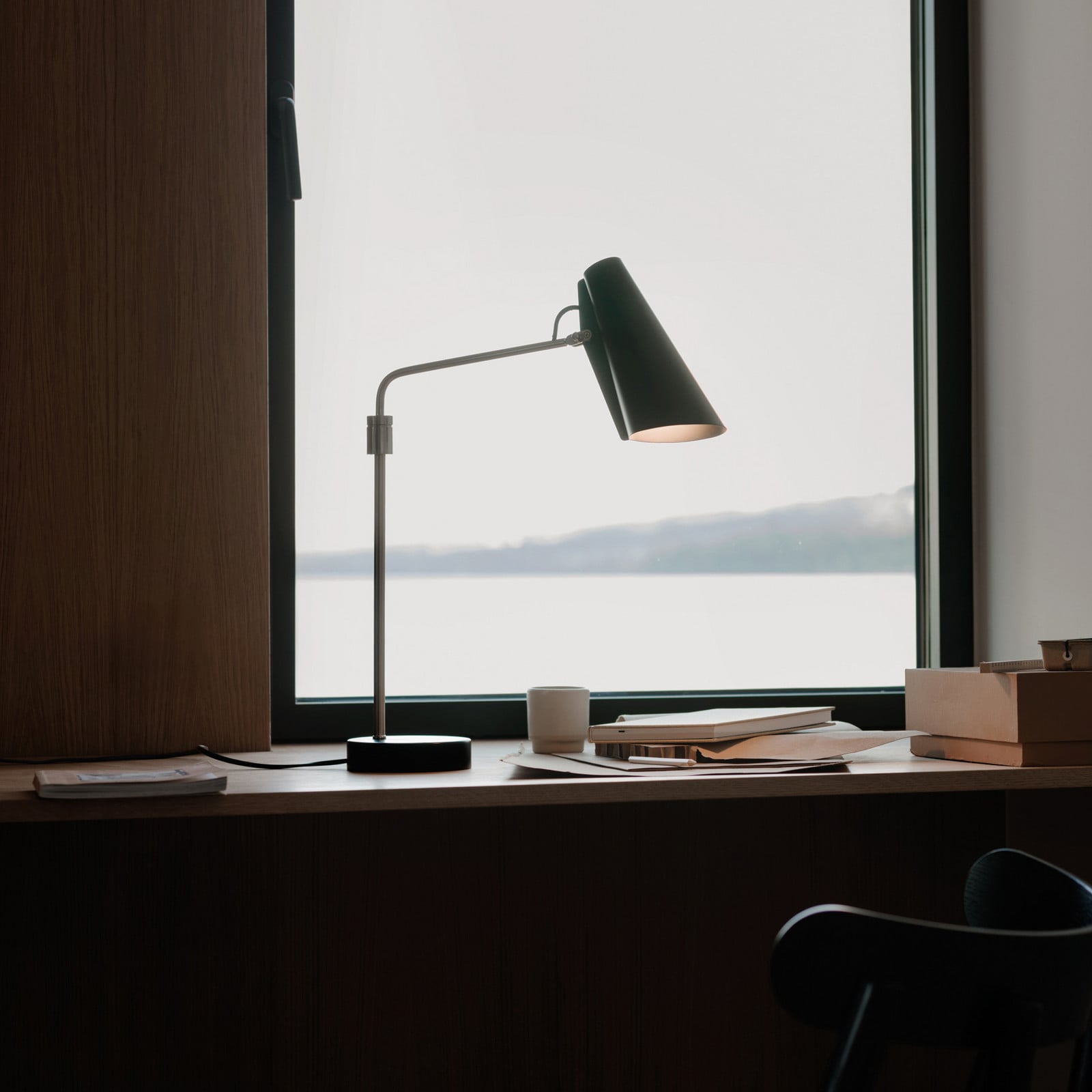 Birdy Bordlampe Swing Black/Steel Birdy Swing Northern - Stue - Design - Metal - Med én lyskilde