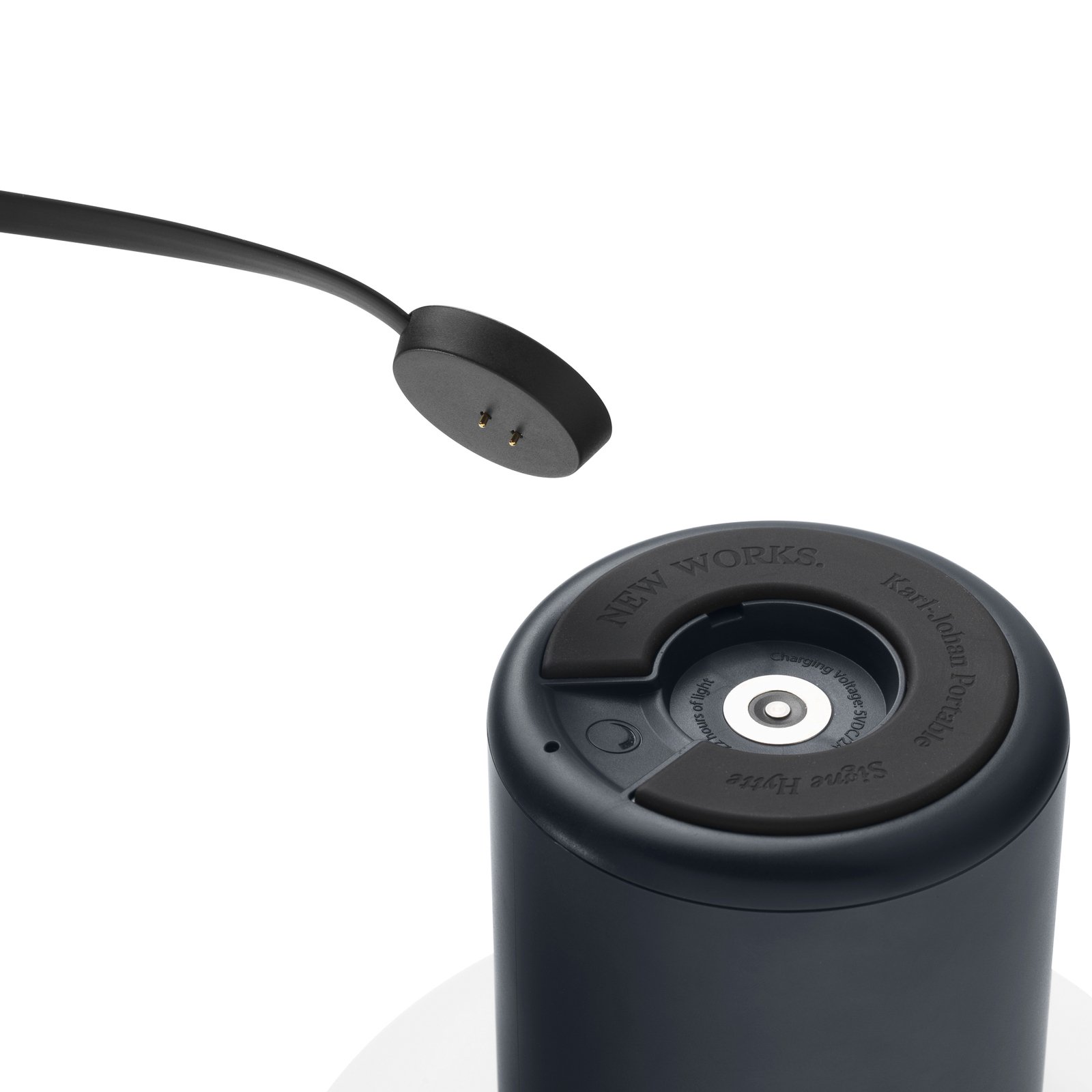 Karl-Johan Portable Bordslampa IP65 Cold Black - New Works
