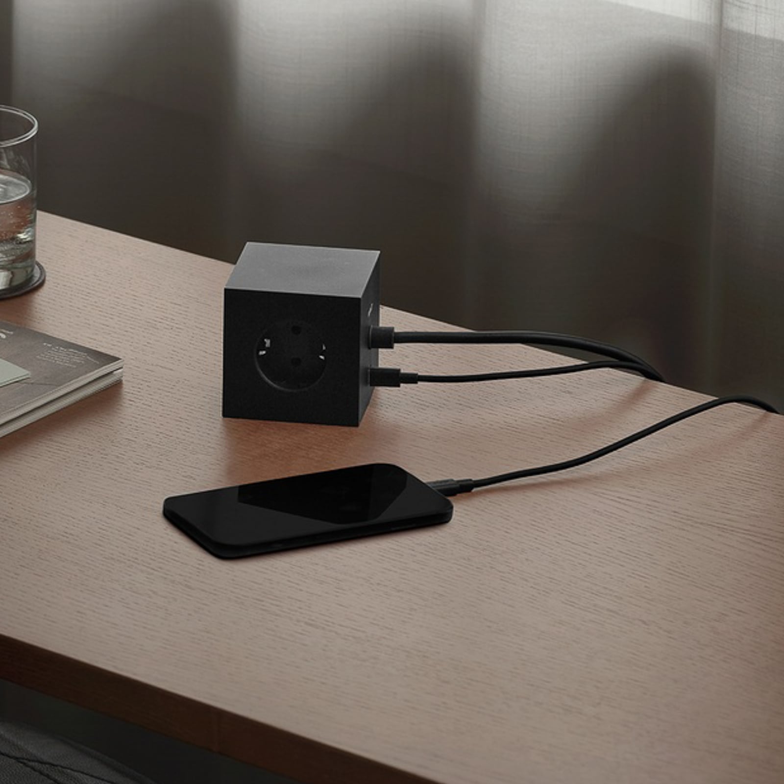 Kabel USB-C til Lightning C94, svart, lengde 2 m - AVOLT