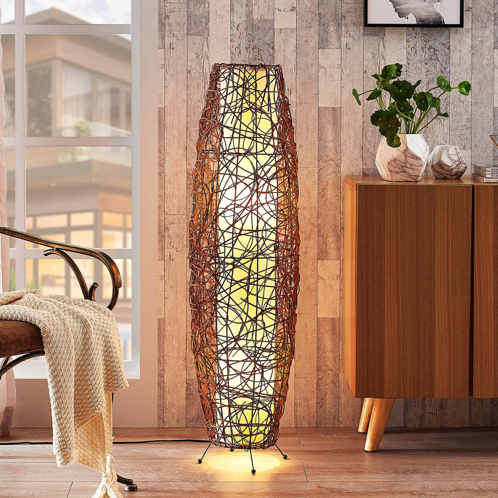 Nias floor lamp made of rattan and fabric