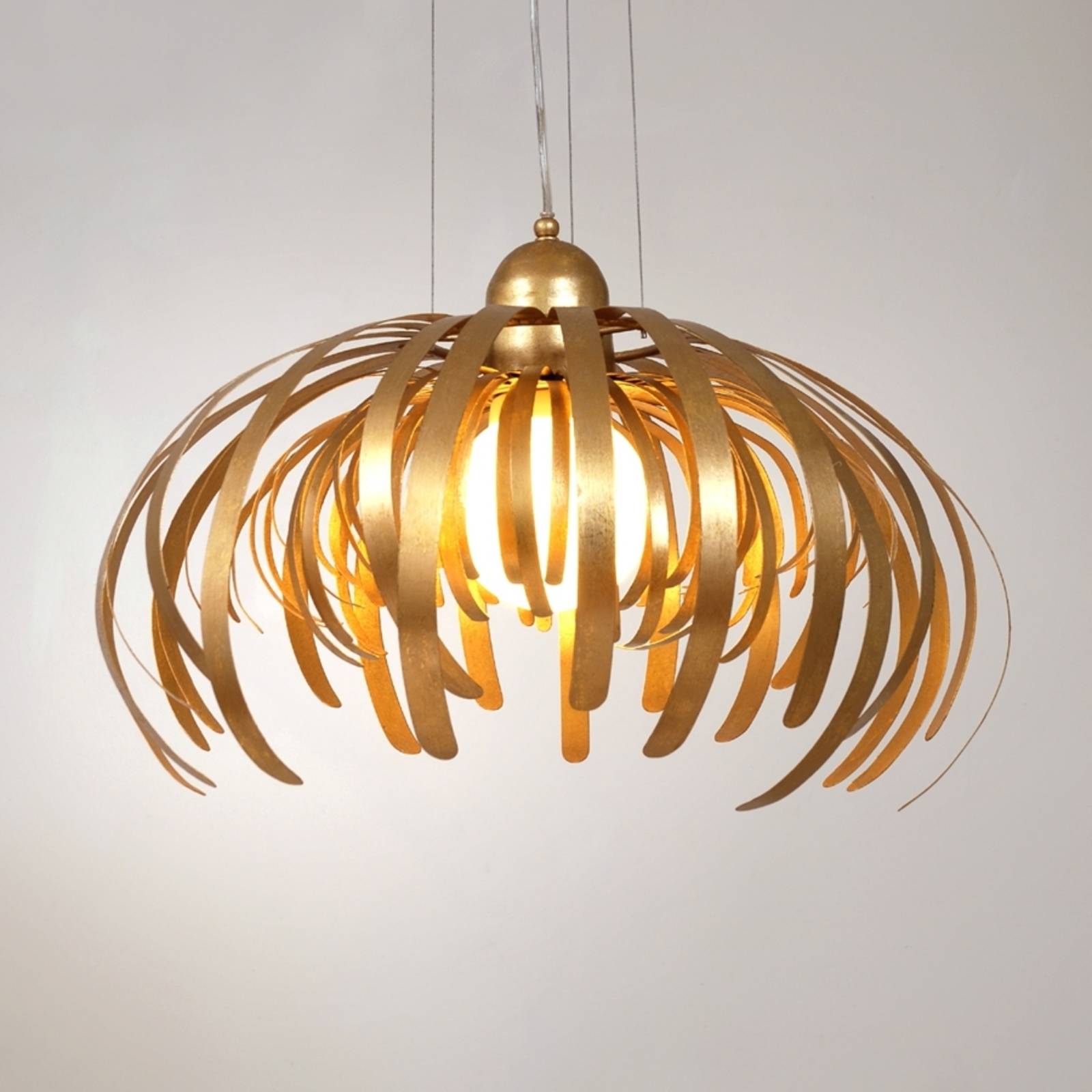 E-shop Alessia – veľkolepá zlatá závesná lampa
